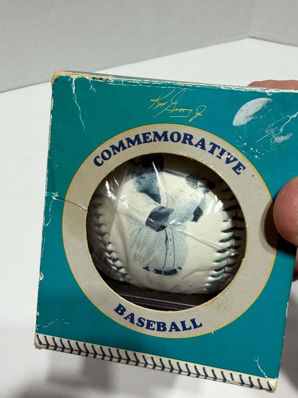 Ken Griffey Jr. 1996 BP Gas Station Commemorative Baseball Limited Edition